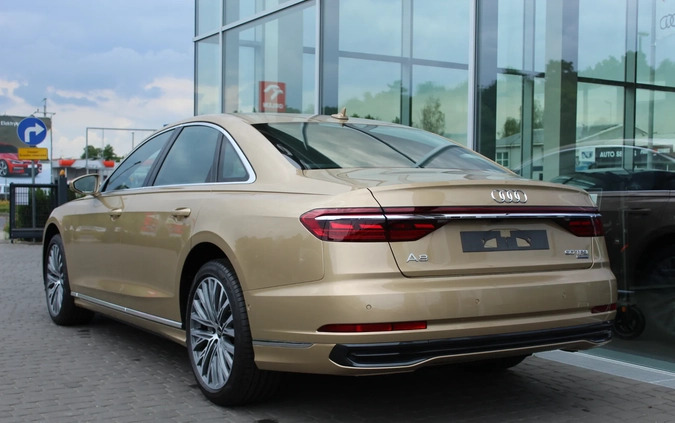 Audi A8 cena 529000 przebieg: 10, rok produkcji 2022 z Błaszki małe 67